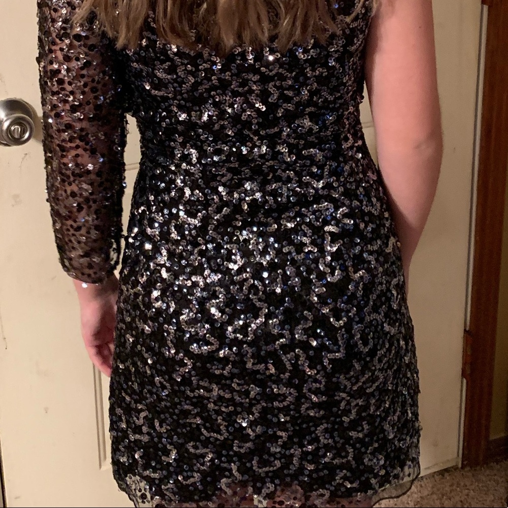 Dress - Picture 2 of 2